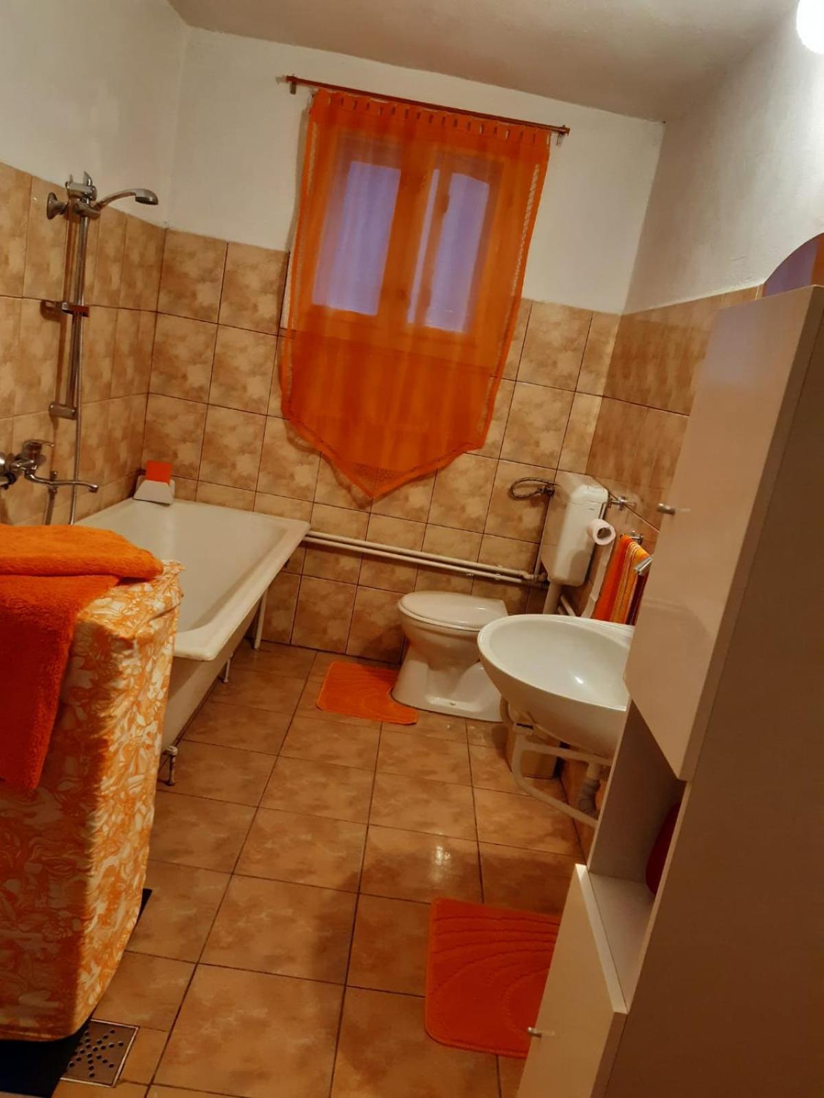 Отель Casa De Vacanta Joldes Гырда-де-Сус Экстерьер фото
