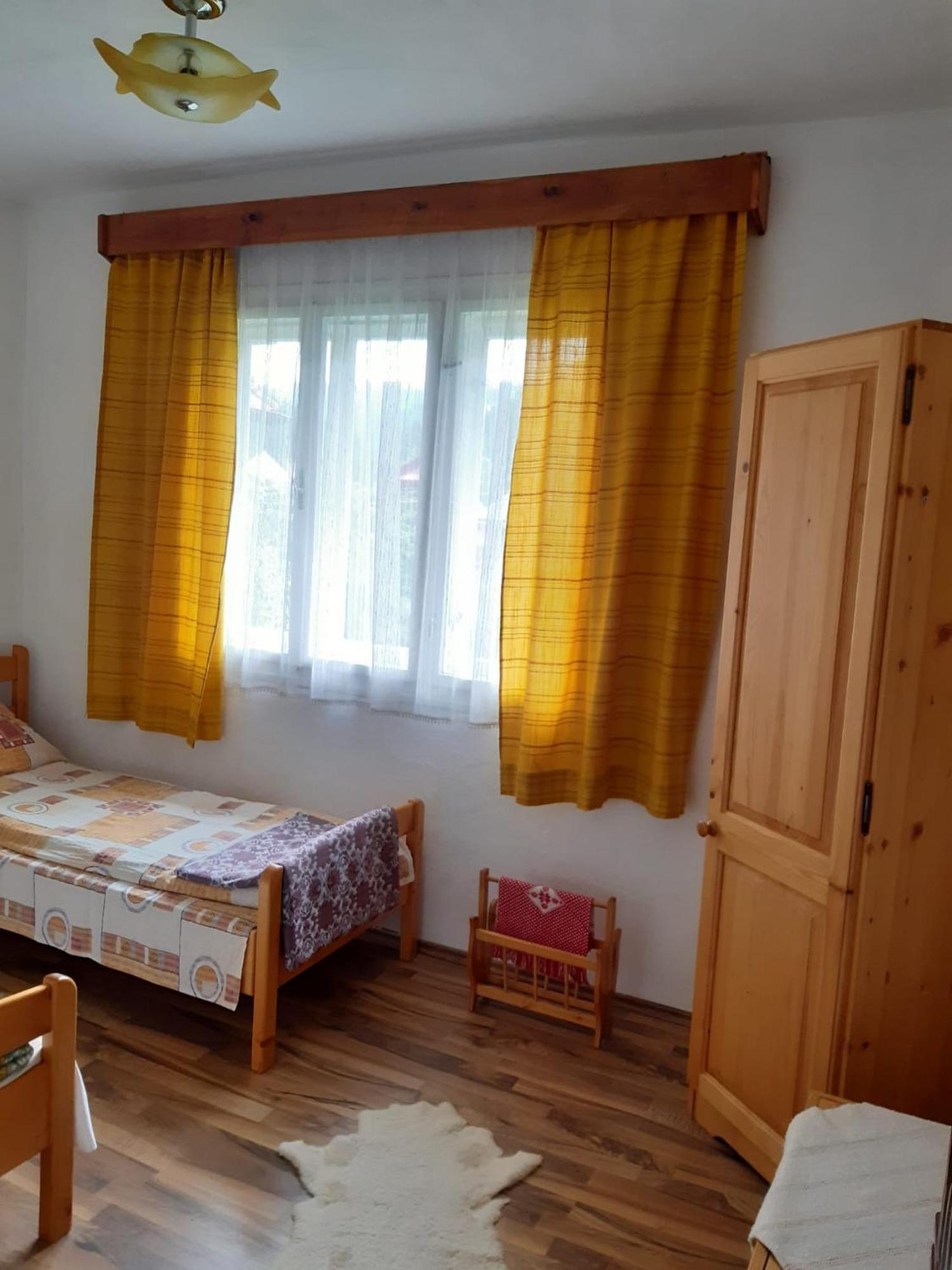Отель Casa De Vacanta Joldes Гырда-де-Сус Экстерьер фото